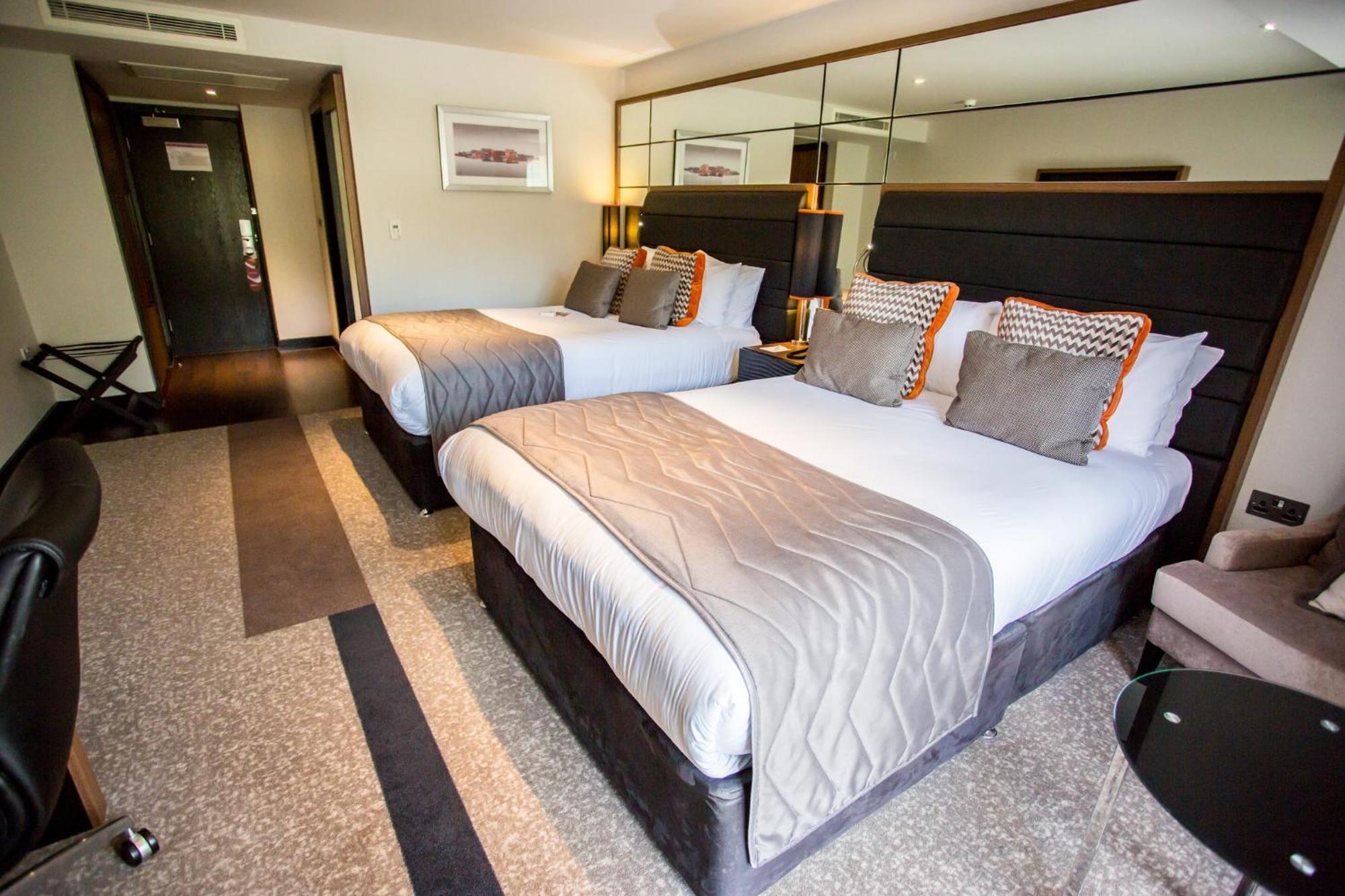 Crowne Plaza Gerrards Cross By Ihg Ξενοδοχείο Μπίκονσφιλντ Εξωτερικό φωτογραφία