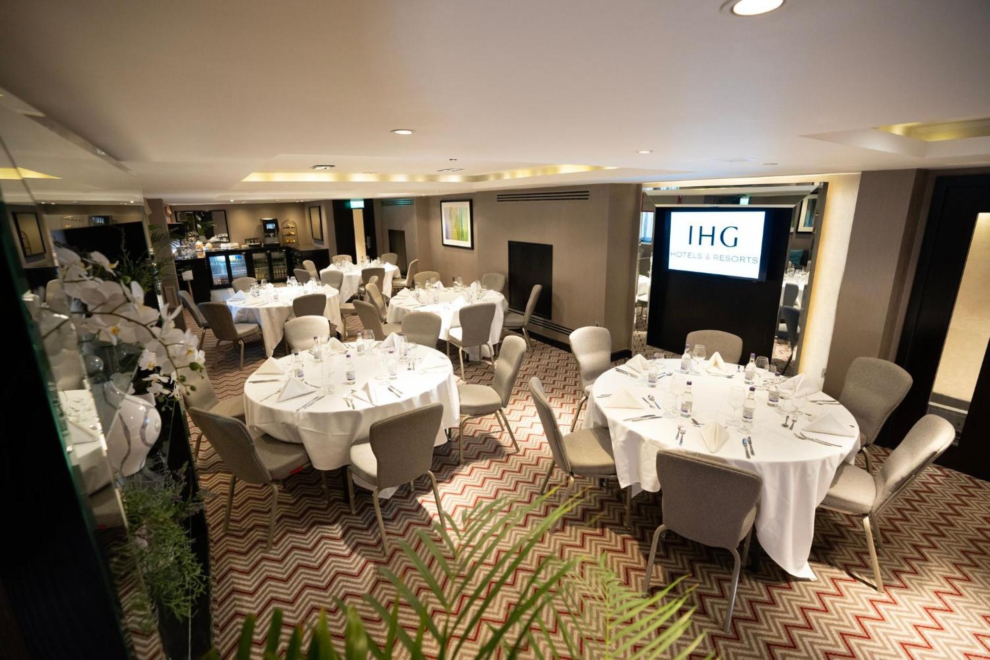 Crowne Plaza Gerrards Cross By Ihg Ξενοδοχείο Μπίκονσφιλντ Εξωτερικό φωτογραφία