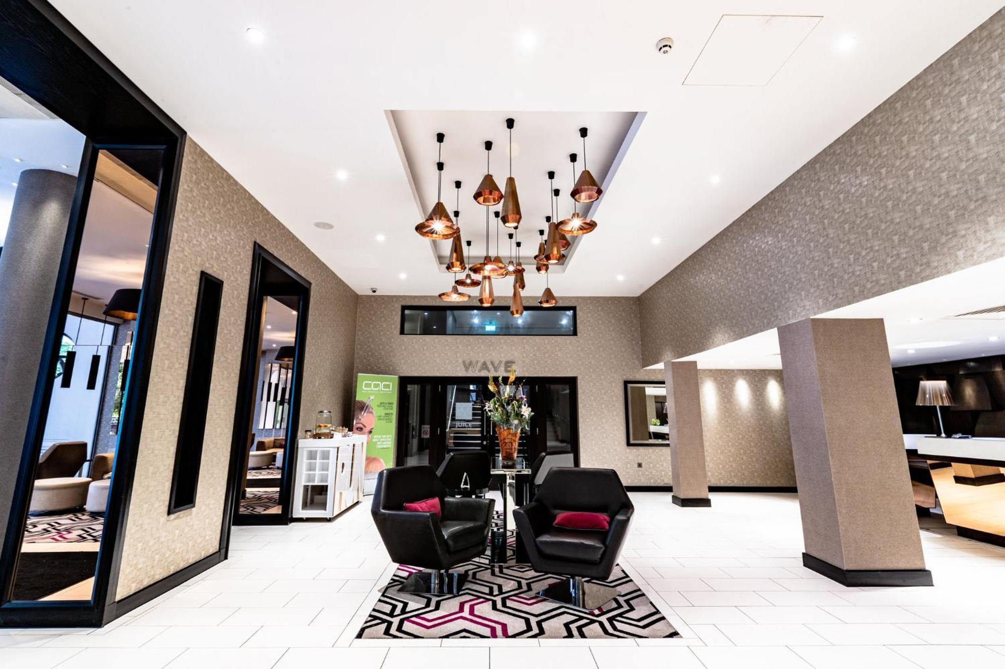 Crowne Plaza Gerrards Cross By Ihg Ξενοδοχείο Μπίκονσφιλντ Εξωτερικό φωτογραφία